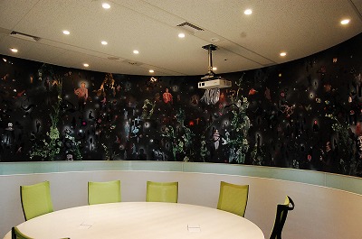 �}�l�b�N�X�،��uART IN THE OFFICE�v