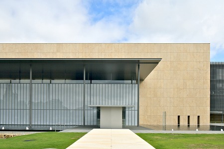 平成知新館外観 撮影:北嶋俊治